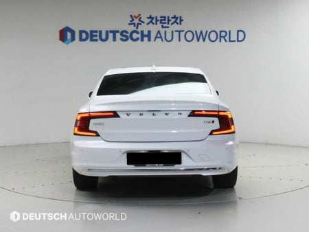 Volvo S90 — photo 04