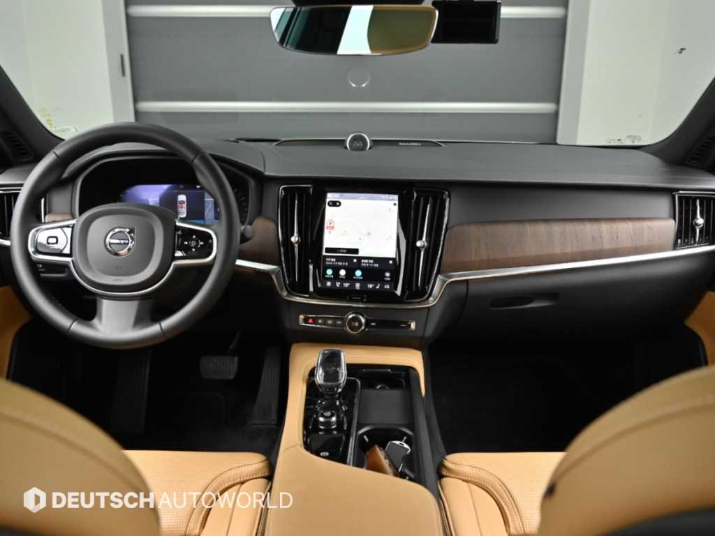 Volvo S90 — photo 07