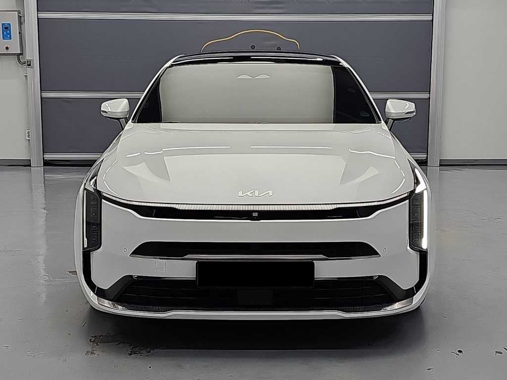 Kia K8 — photo 02