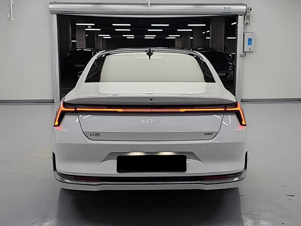 Kia K8 — photo 03