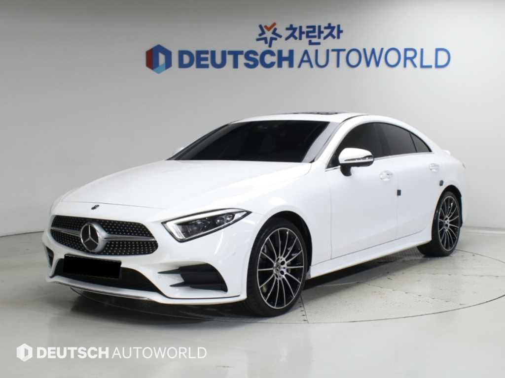 Mercedes-Benz CLS-Class — photo 01