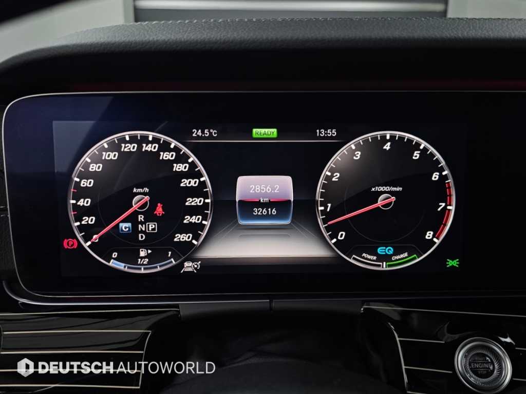 Mercedes-Benz CLS-Class — photo 08