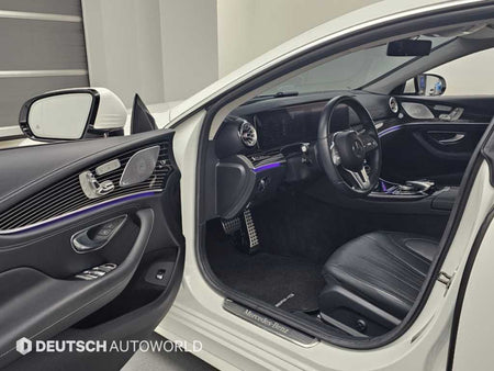 Mercedes-Benz CLS-Class — photo 11