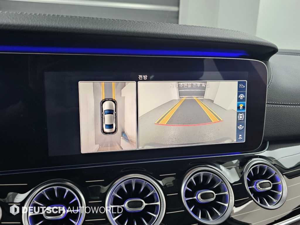 Mercedes-Benz CLS-Class — photo 15