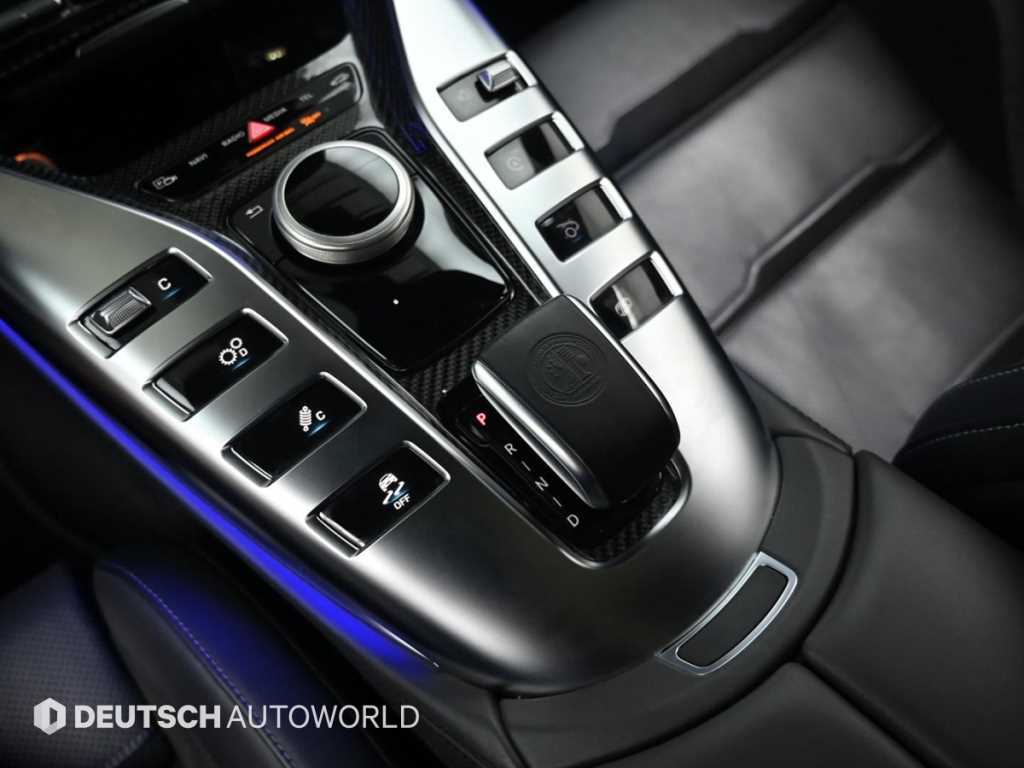 Mercedes-Benz AMG GT — photo 09