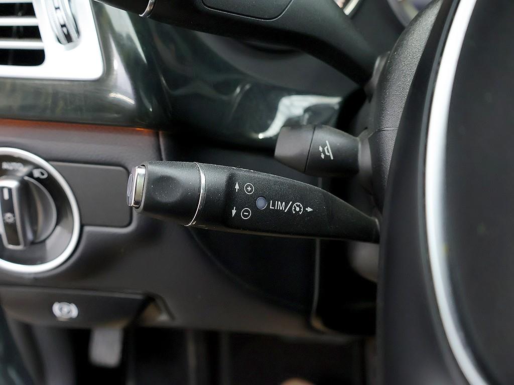Mercedes-Benz CLS-Class — photo 15