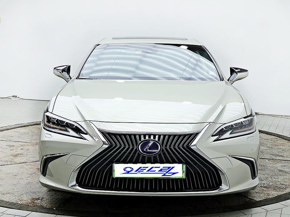Lexus ES — photo 01