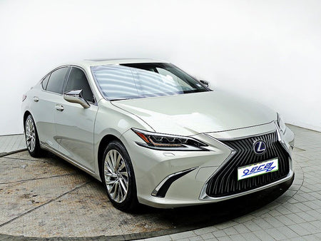 Lexus ES — photo 02