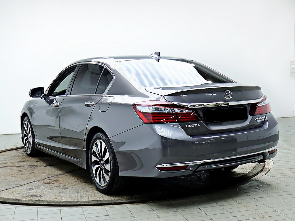 Honda Accord — photo 04