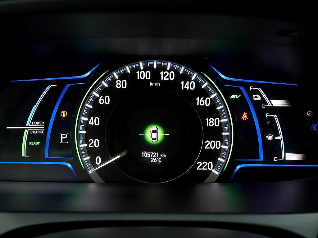Honda Accord — photo 06