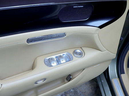 Genesis G90 — photo 13