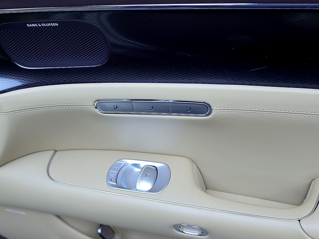 Genesis G90 — photo 17