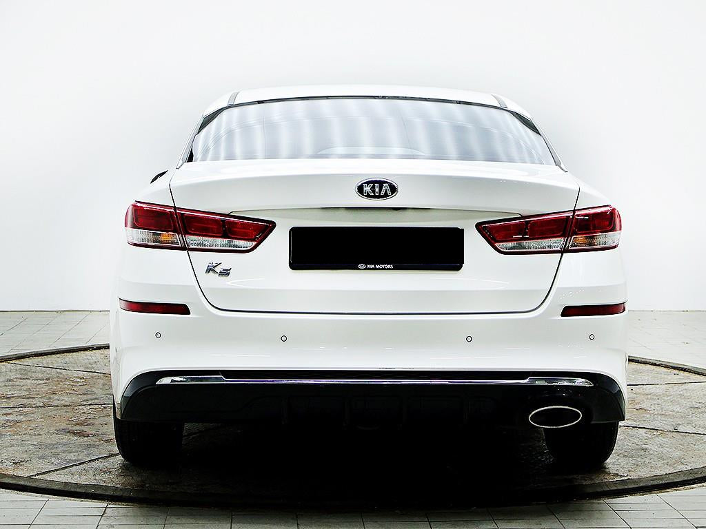 Kia K5 — photo 03