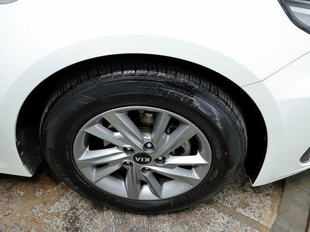 Kia K5 — photo 08
