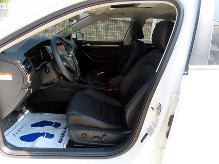 Volkswagen Jetta — photo 05
