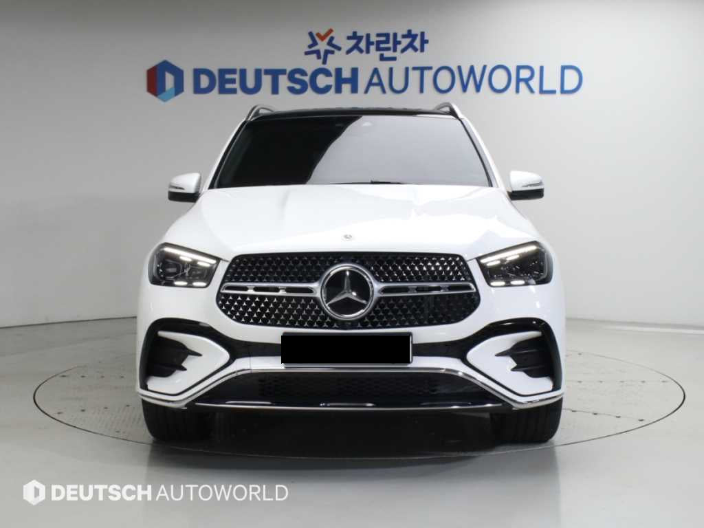 Mercedes-Benz GLE-Class — photo 03