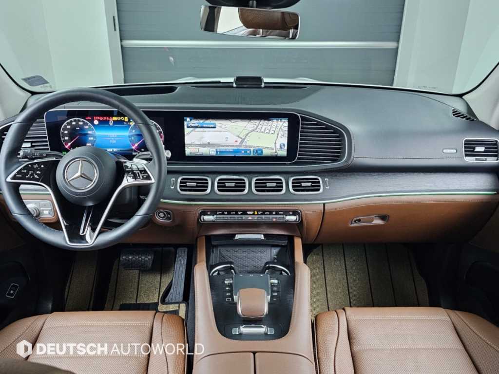 Mercedes-Benz GLE-Class — photo 07