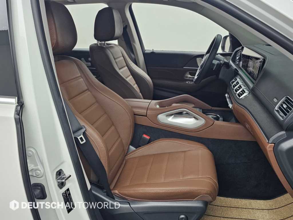 Mercedes-Benz GLE-Class — photo 10