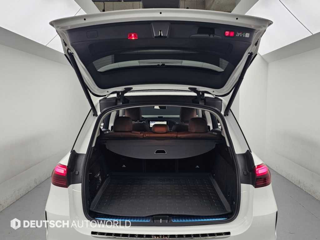 Mercedes-Benz GLE-Class — photo 19