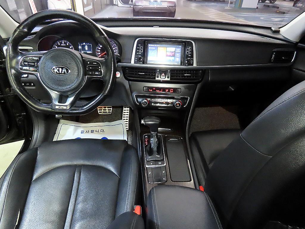Kia K5 — photo 10
