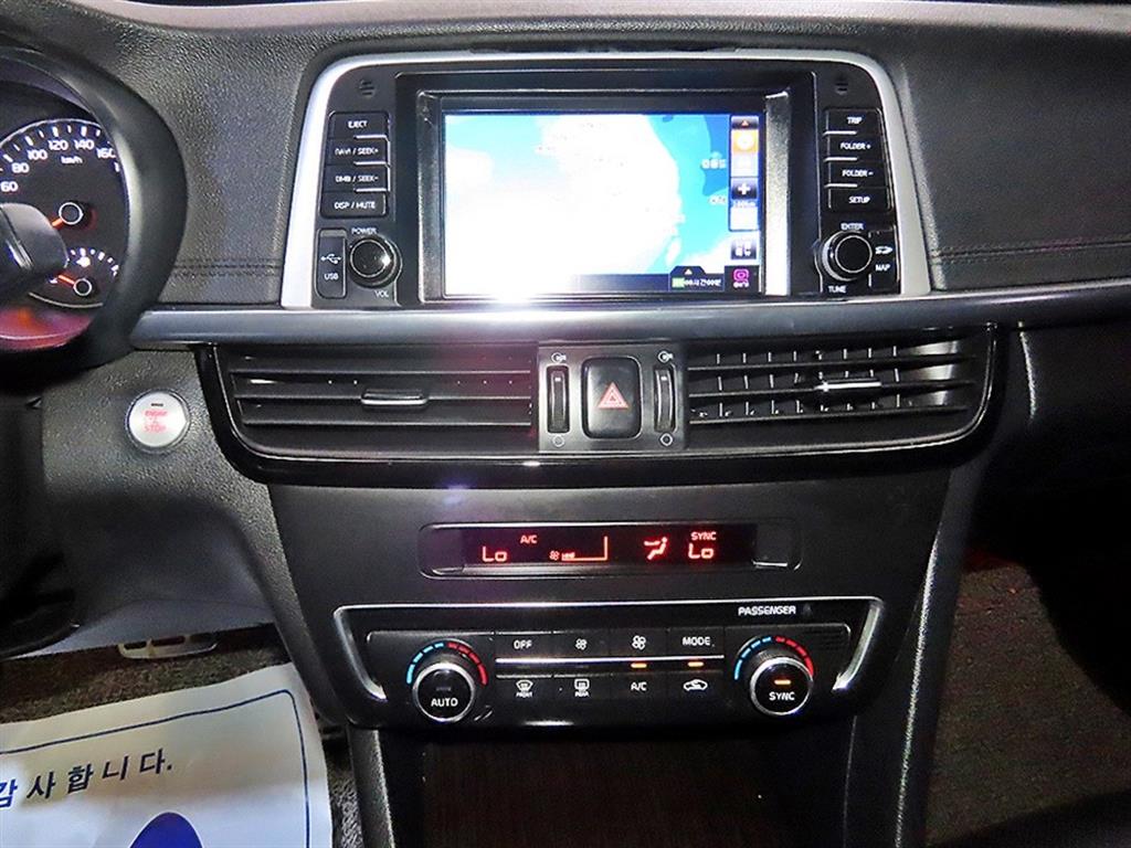 Kia K5 — photo 11