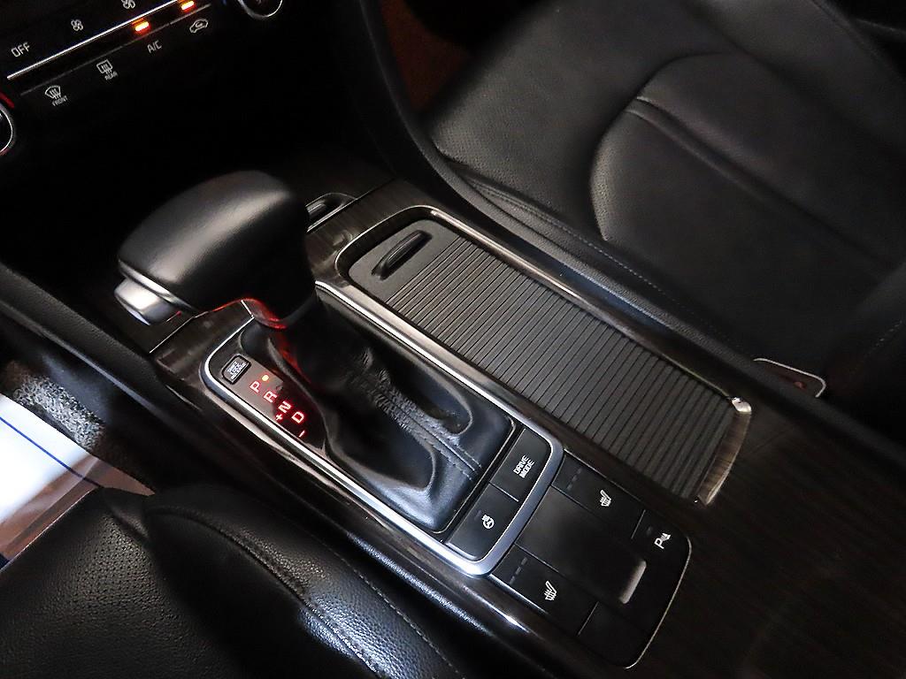 Kia K5 — photo 12