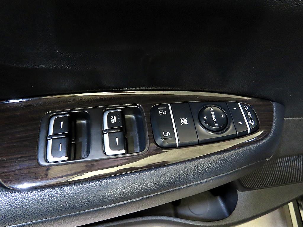 Kia K5 — photo 13