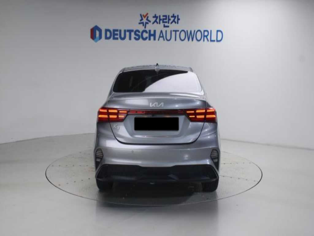 Kia K3 — photo 04