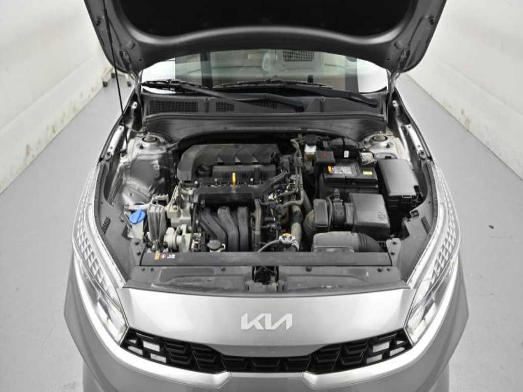 Kia K3 — photo 06