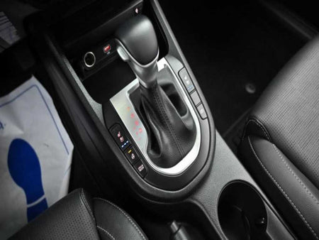 Kia K3 — photo 09