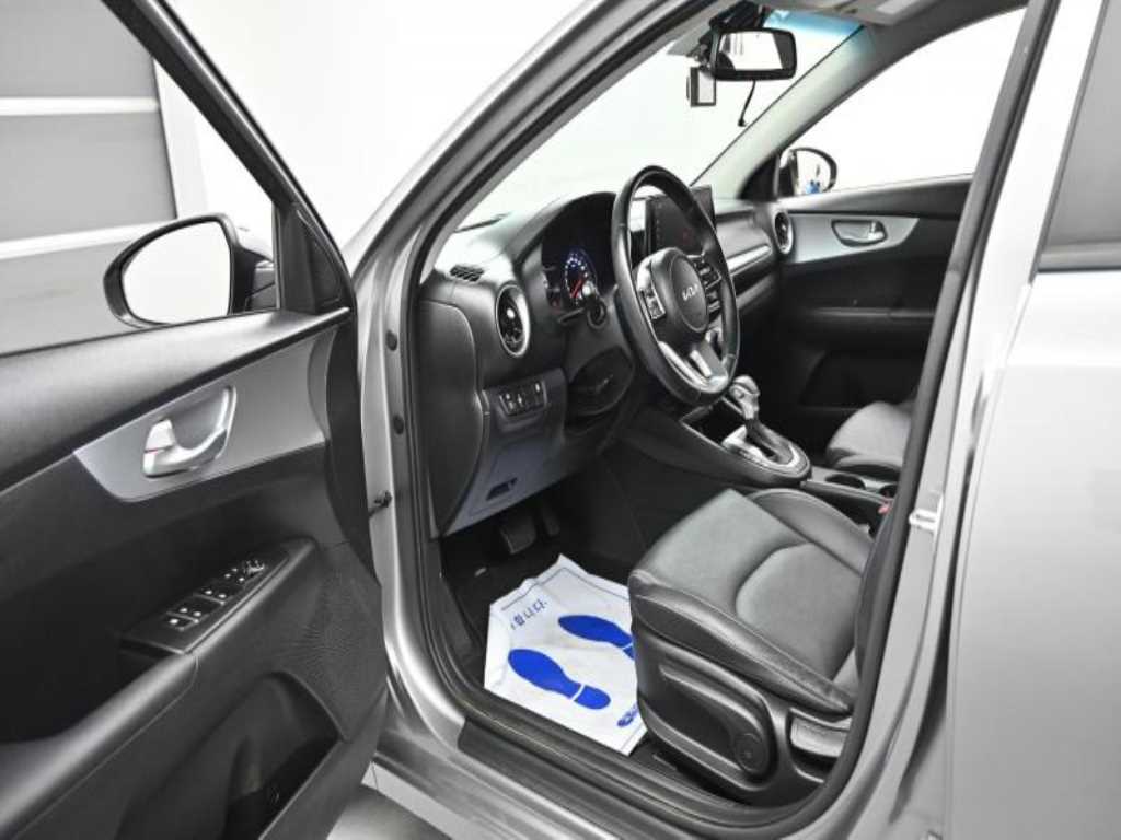 Kia K3 — photo 11