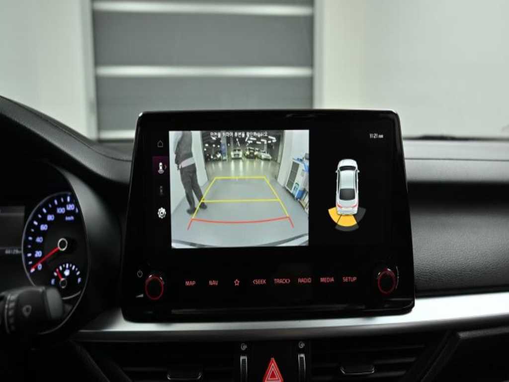 Kia K3 — photo 15