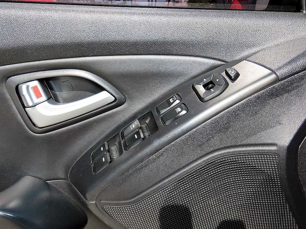 Hyundai Tucson — photo 11