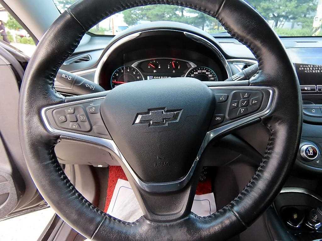 CHEVROLET Malibu — photo 08