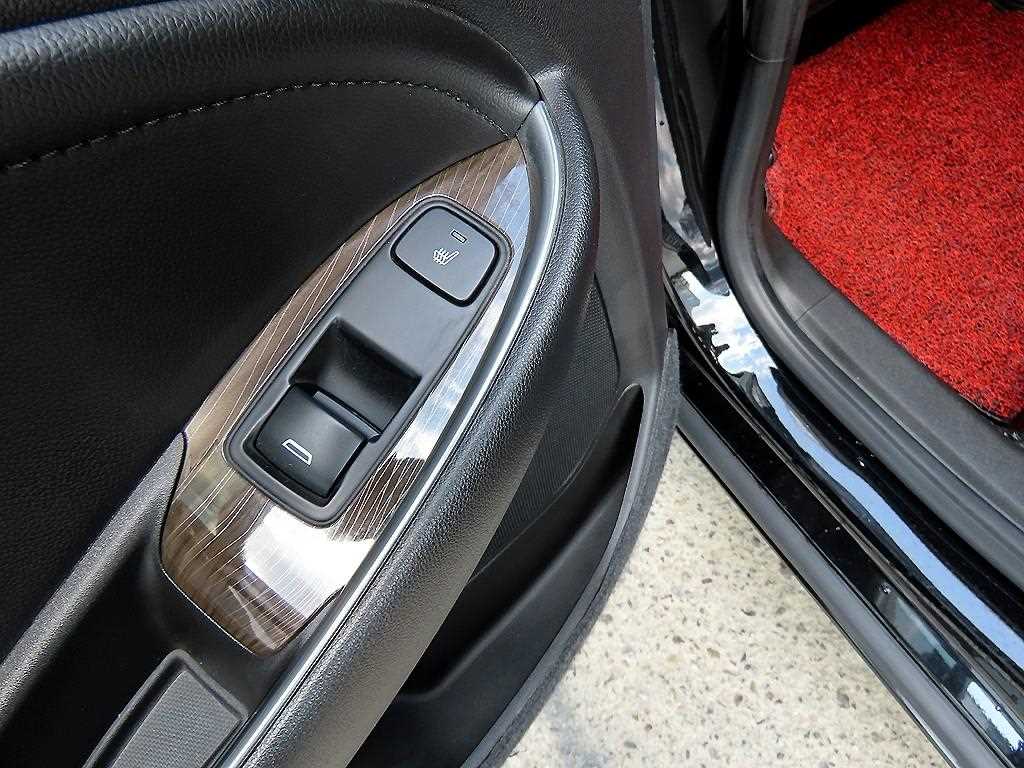 CHEVROLET Malibu — photo 17