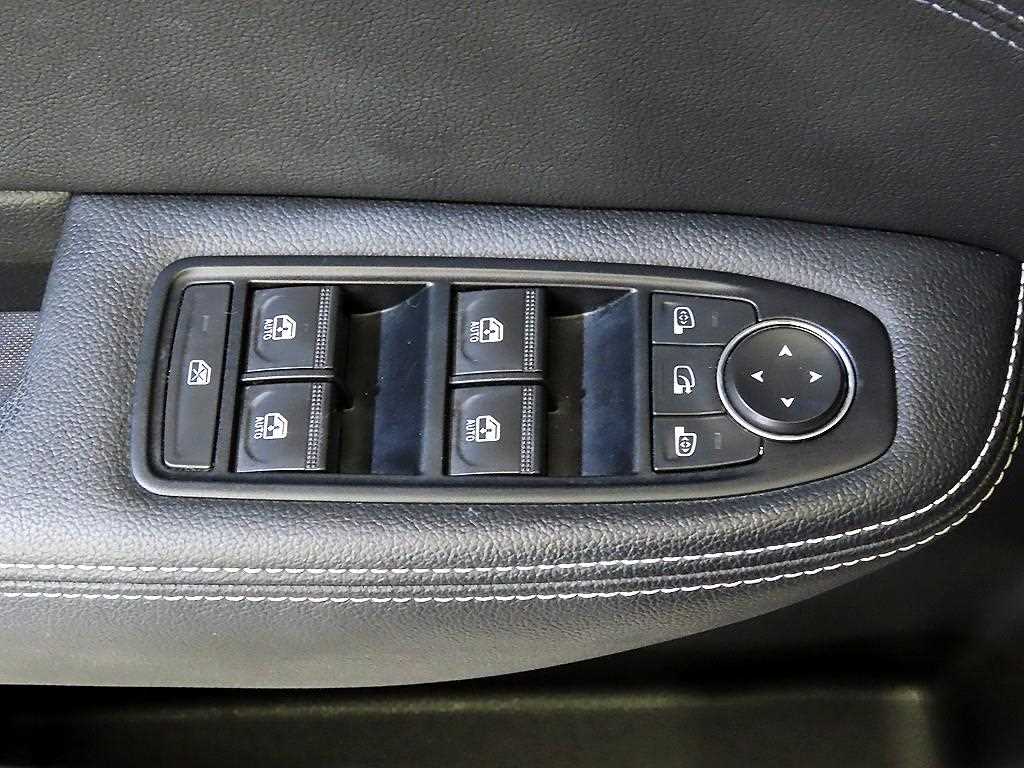 RENAULT XM3 — photo 13