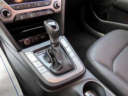 Hyundai Avante — photo 10