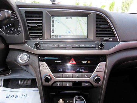 Hyundai Avante — photo 13