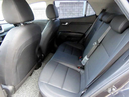 Kia Stonic — photo 06