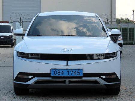 Hyundai Ioniq5 — photo 01