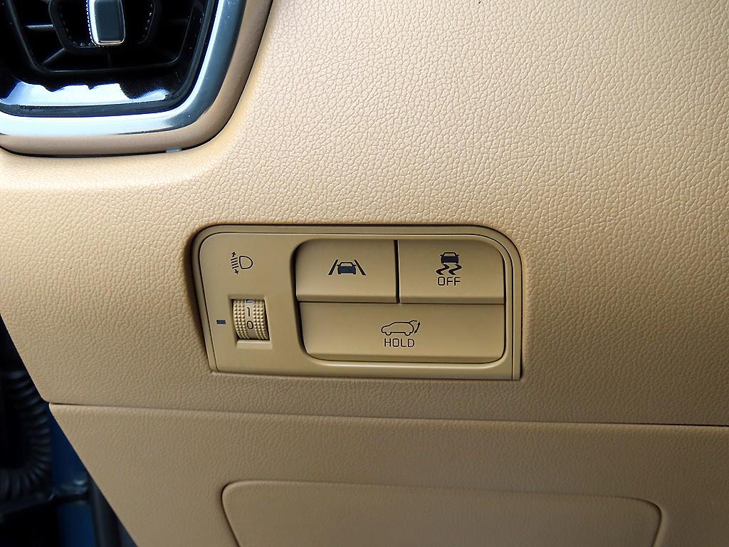 Kia Sorento — photo 12