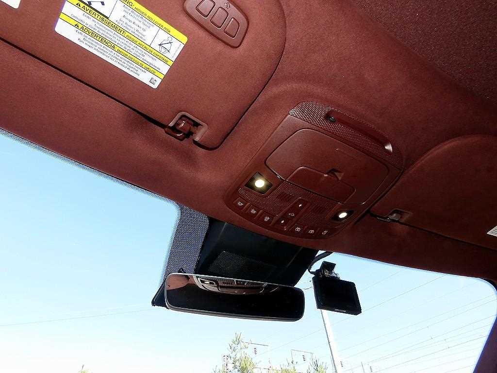Lincoln Navigator — photo 13
