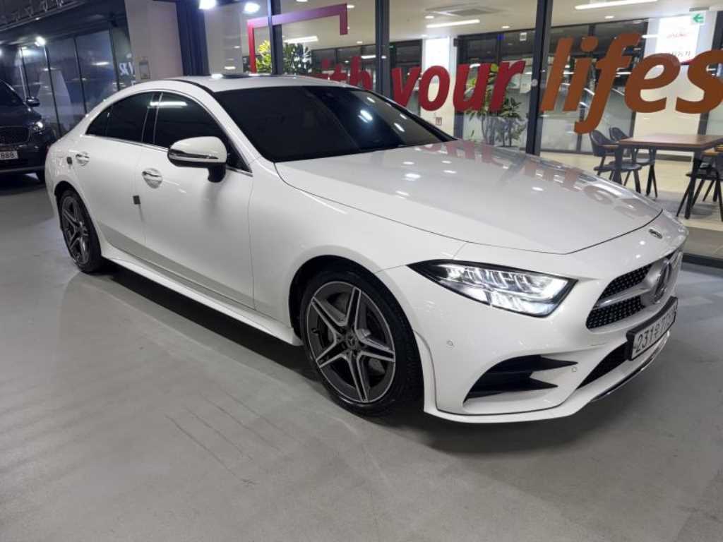Mercedes-Benz CLS-Class — photo 02