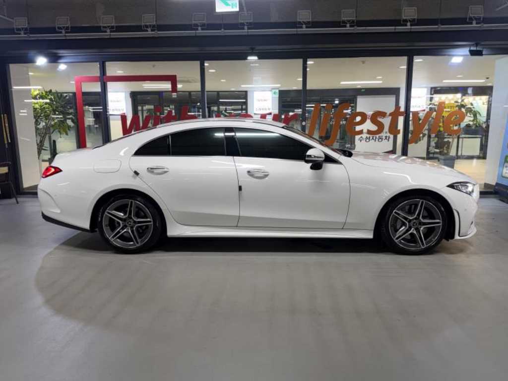 Mercedes-Benz CLS-Class — photo 03