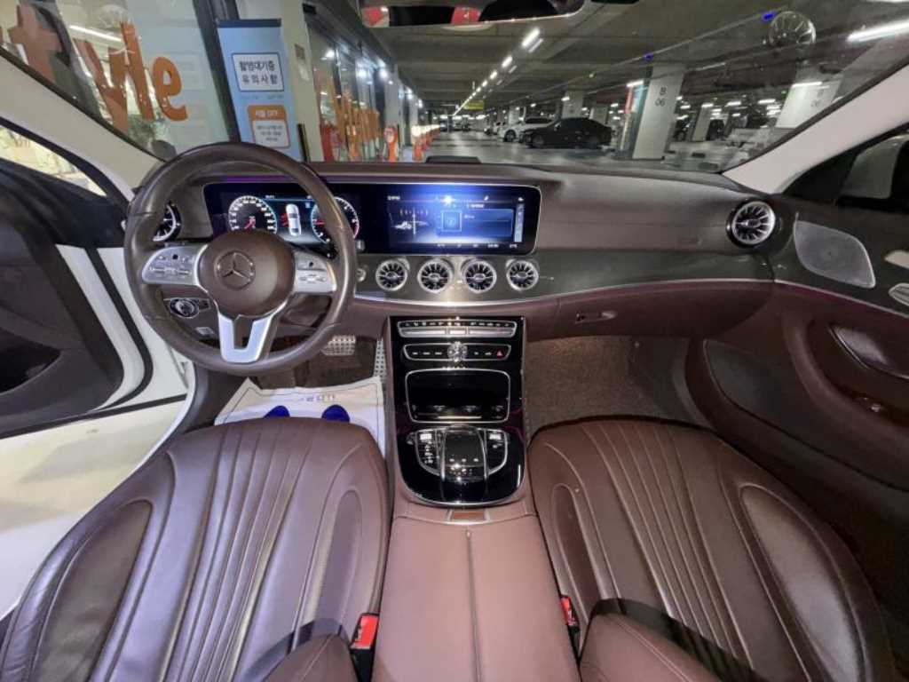 Mercedes-Benz CLS-Class — photo 06