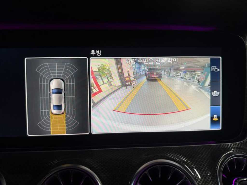 Mercedes-Benz CLS-Class — photo 17