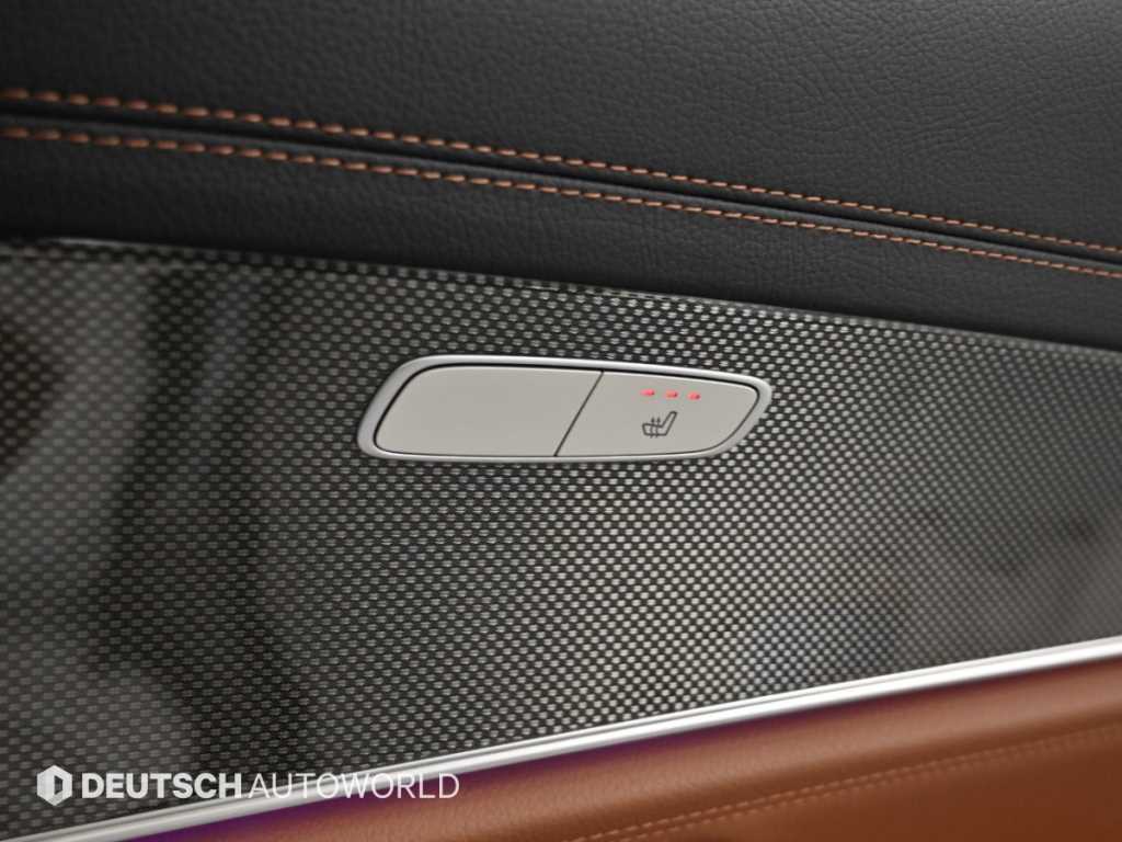 Mercedes-Benz E-Class — photo 16