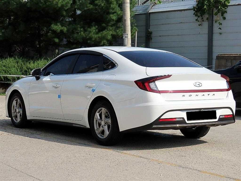 Hyundai Sonata — photo 03