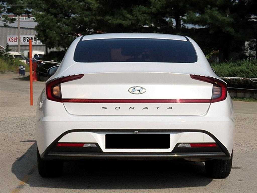 Hyundai Sonata — photo 04