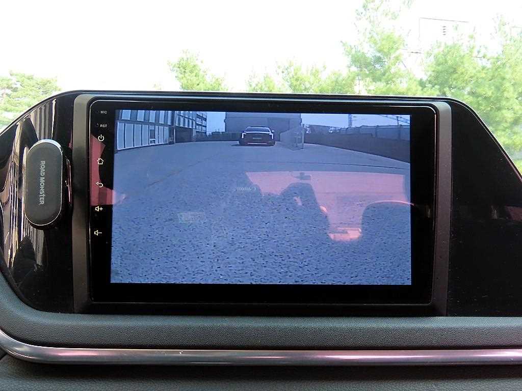 Hyundai Sonata — photo 16